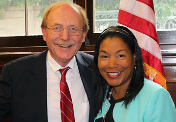 Joseph Cvitkovic, PhD, director of behavioral health care for Jefferson Hospital, and Laurel Stine, director of congressional affairs for the APA Practice Organization at the July 22, 2014 Senate briefing on behavioral health information technology. 